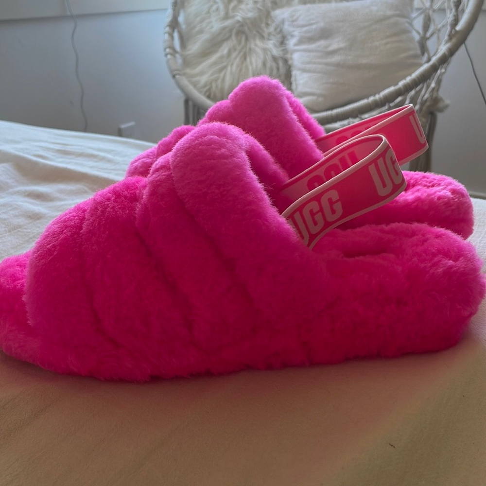 Hot pink uggs